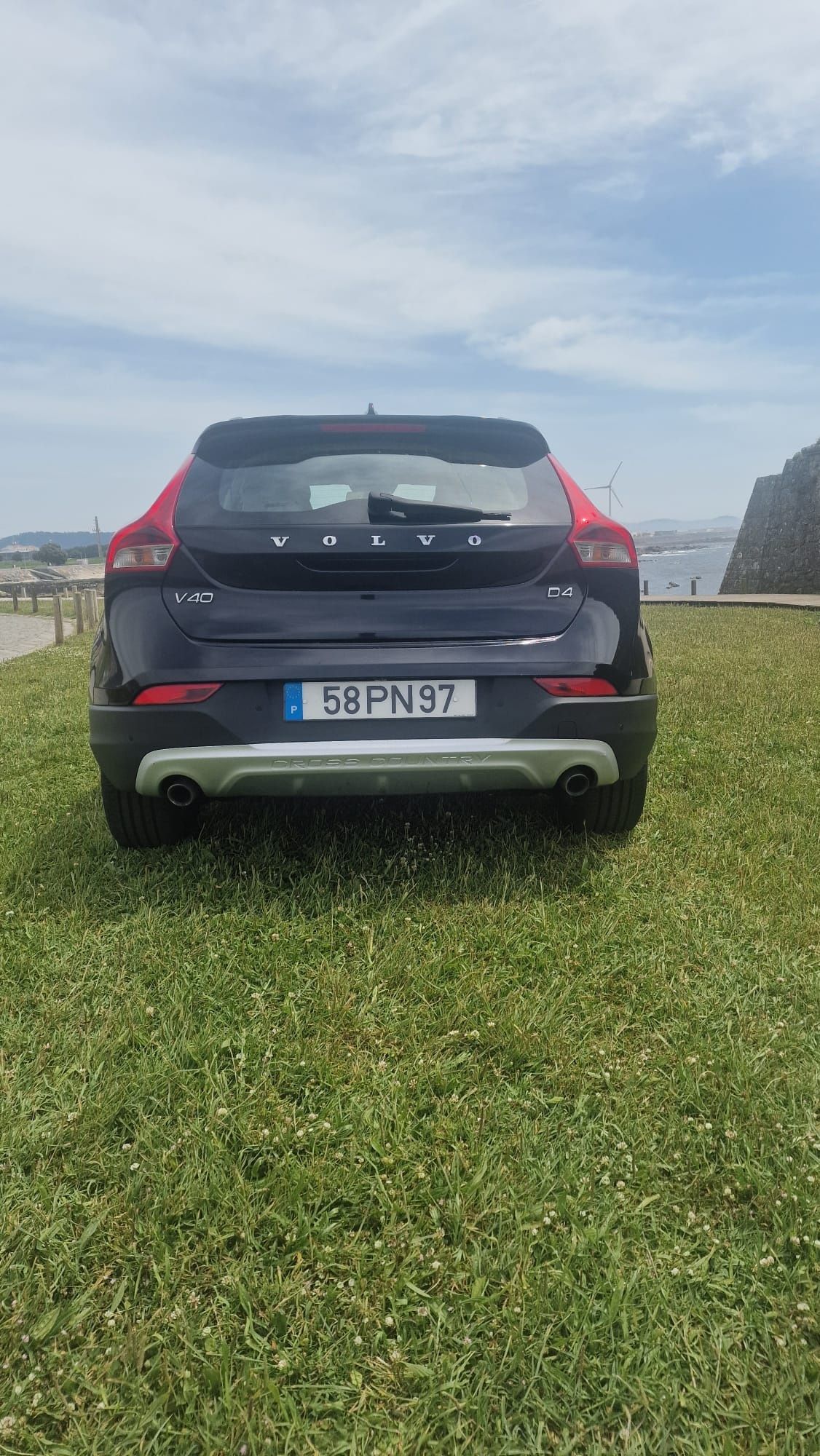 Volvo V40 Cross Country D4 Ocean Race