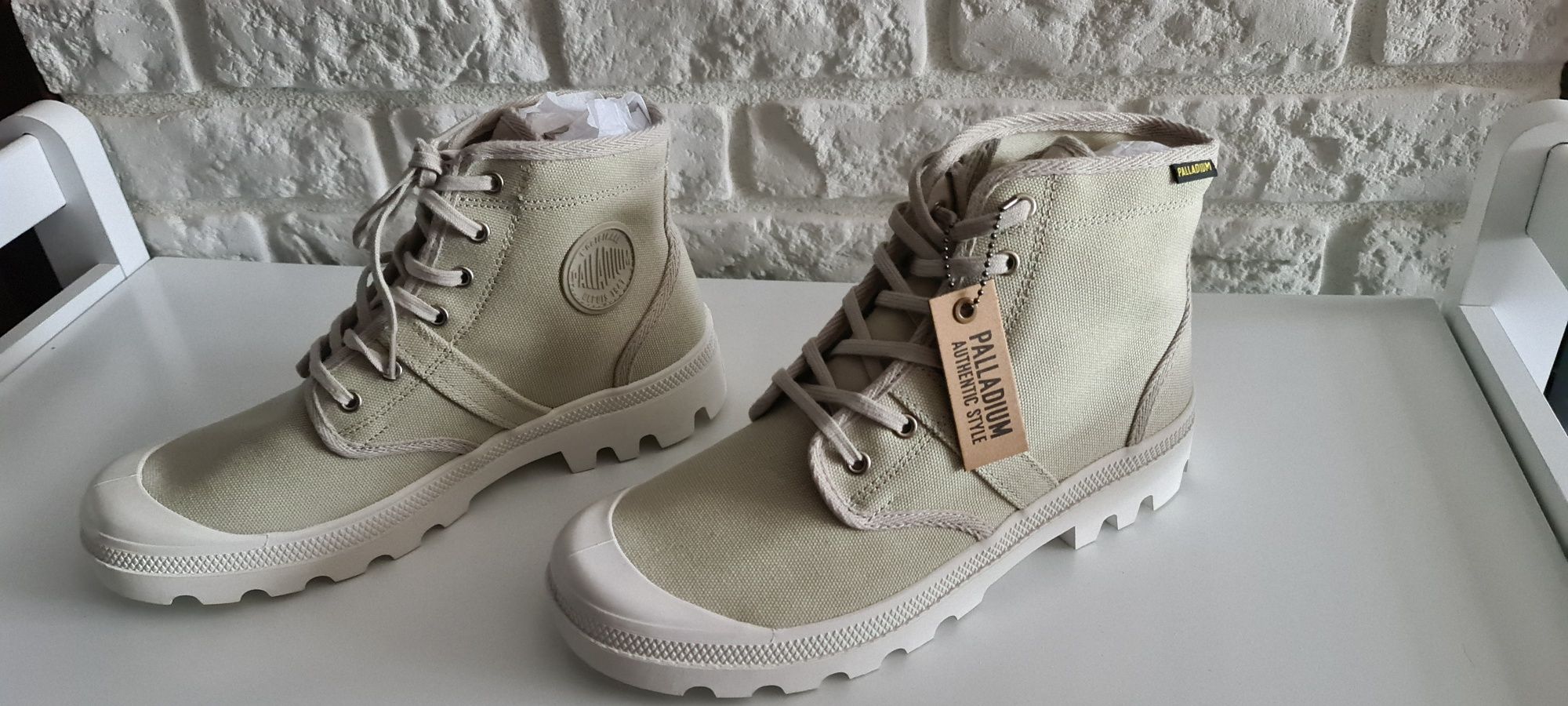 Trampki Palladium Pallabrousse size 43 beżowe