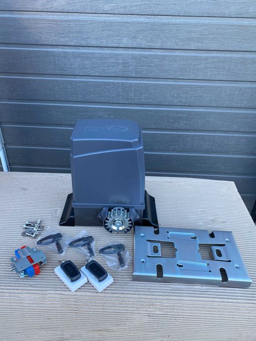 Автоматика для воріт, Привід, Мотор, Автоматика на відкатні ворота