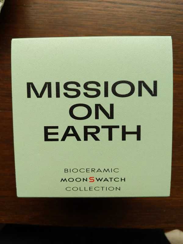 Omega x Swatch Earth Mission SO33G100 - Bezpieczny Materiał