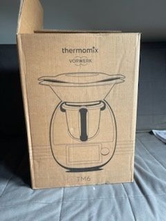 Sprzedam Thermomix TM6
