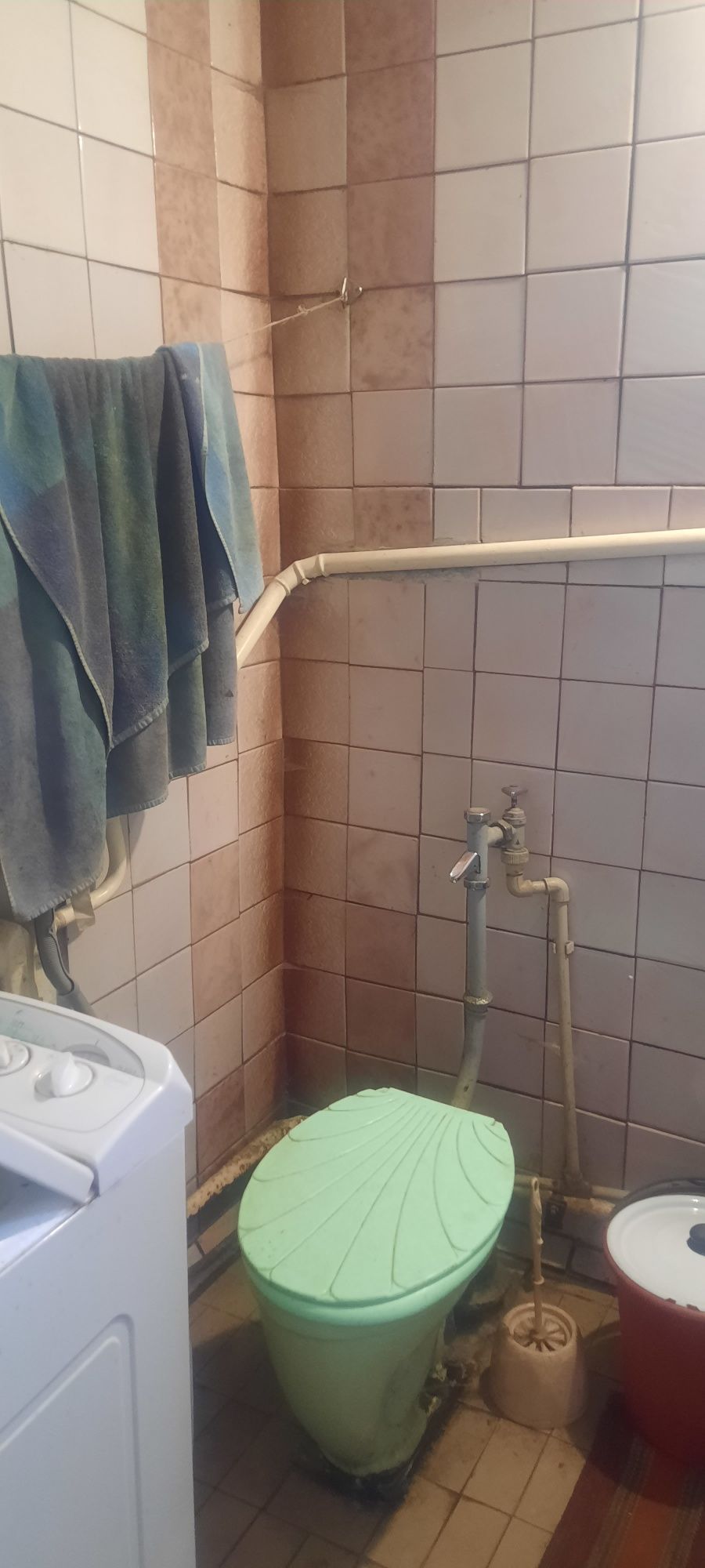 Продам 2 поверховий будинок. с.Василівка-на-Дніпрі