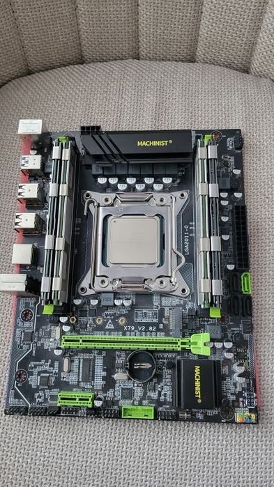 Не робоча материнська плата Machinist x79v2.8 + Intel e5-2650v2 + 16Gb