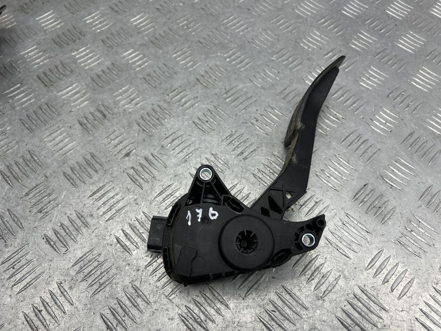 Педаль газа электронная 180025AA0B для Nissan Murano Z52 2014-2019