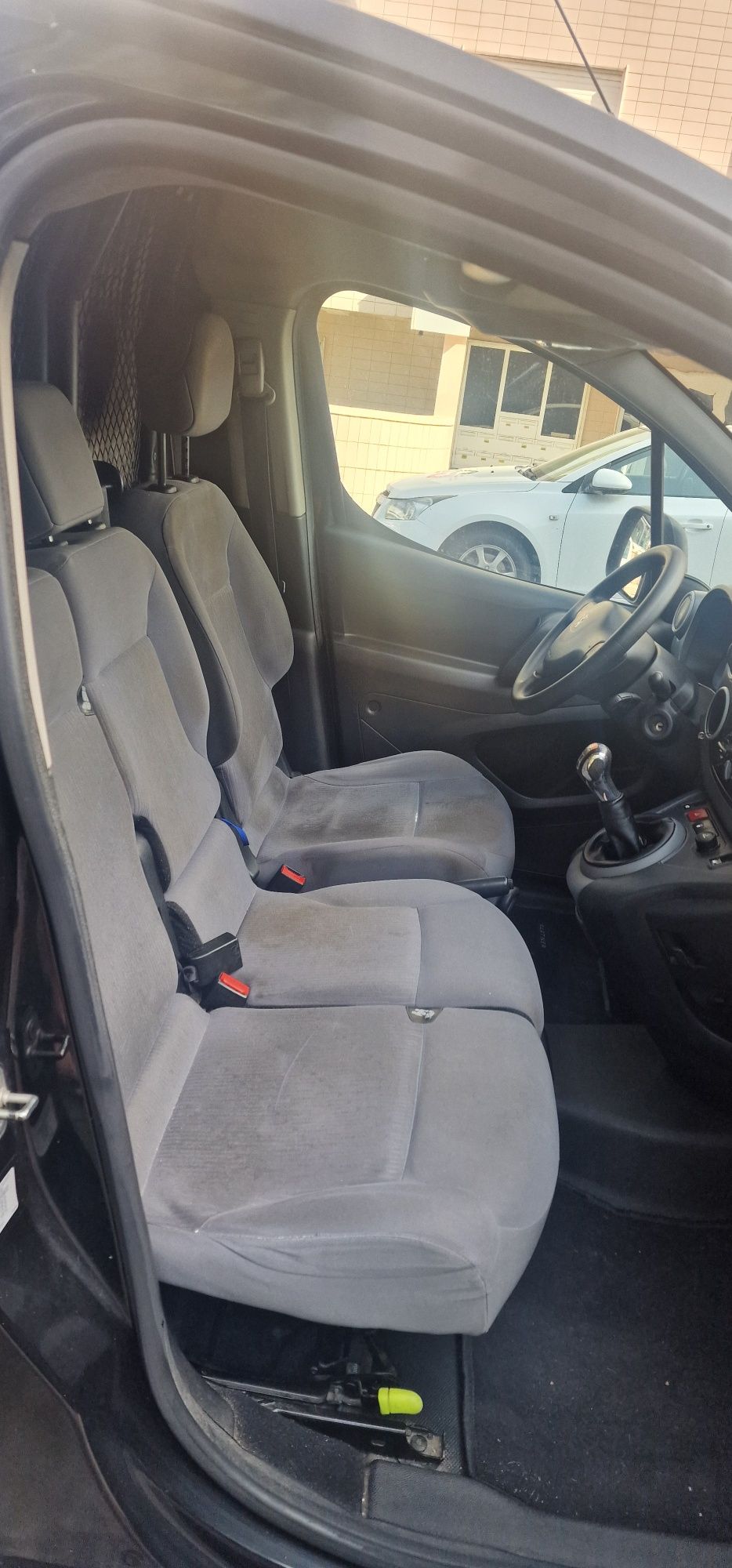 Vendo peugeot partner