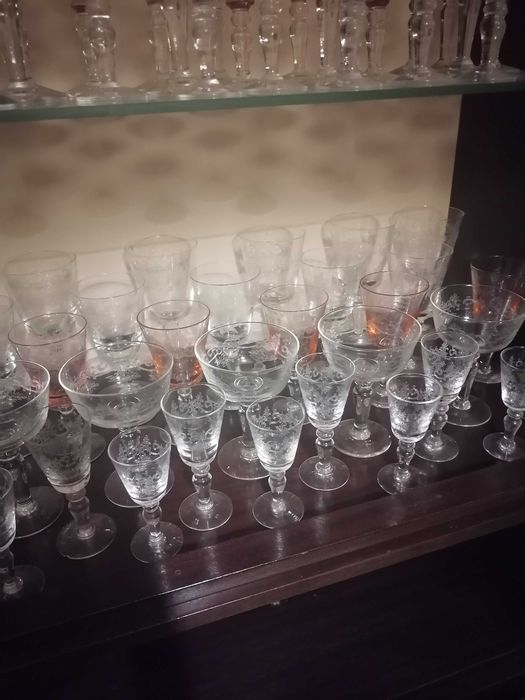 Serviço de copos de cristal