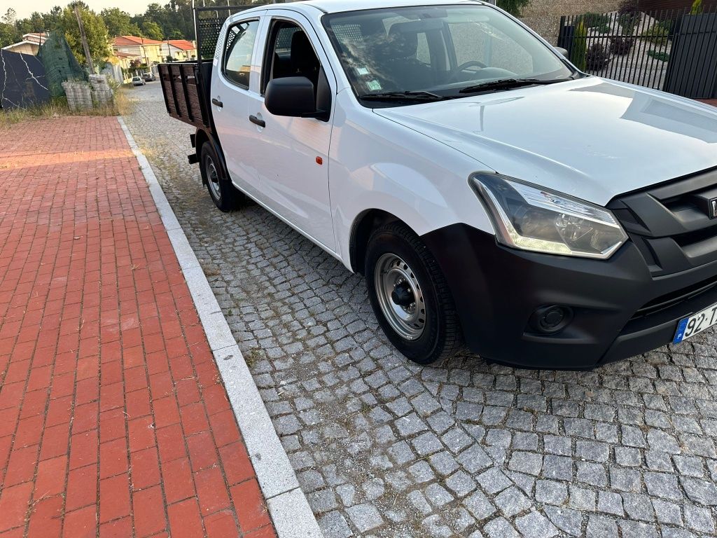 Isuzu D-Max - 1 Dono possível retoma