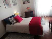 Alugo Quarto em Telheiras