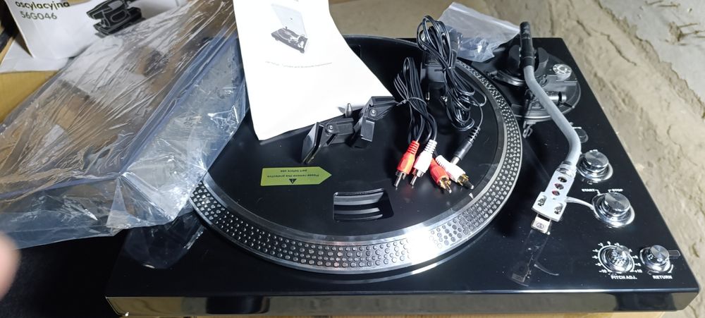 Вінтажний програвач вініловий  LP-45B з Bluetooth-передачею