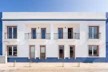 Apartamento T2 Duplex à venda na avenida João Soares Branco