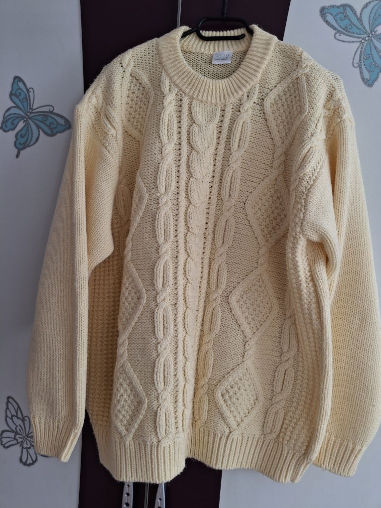 Sweterek oversize ciepły