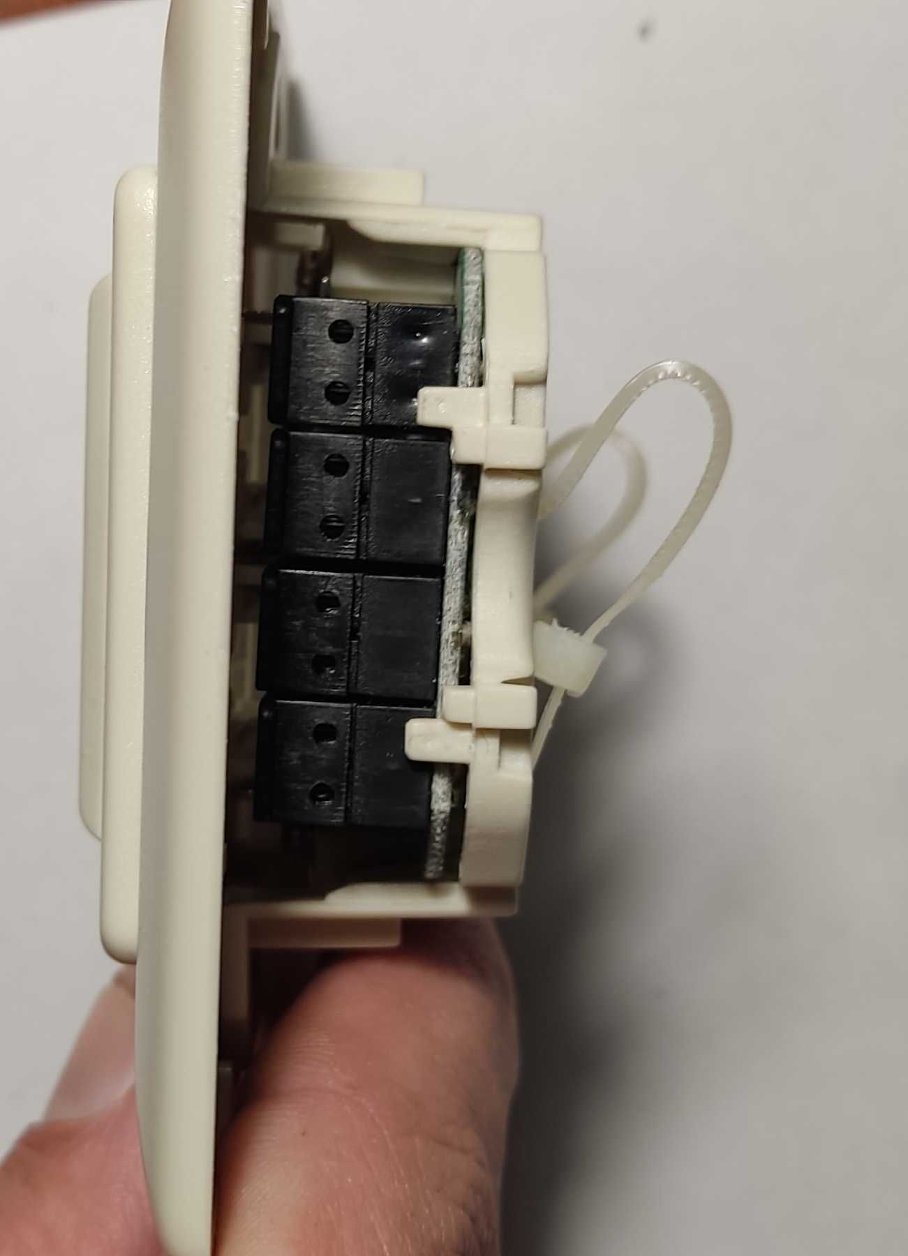 Tomada de parede Telefone duplo RJ45 - Novo - Ref 2026