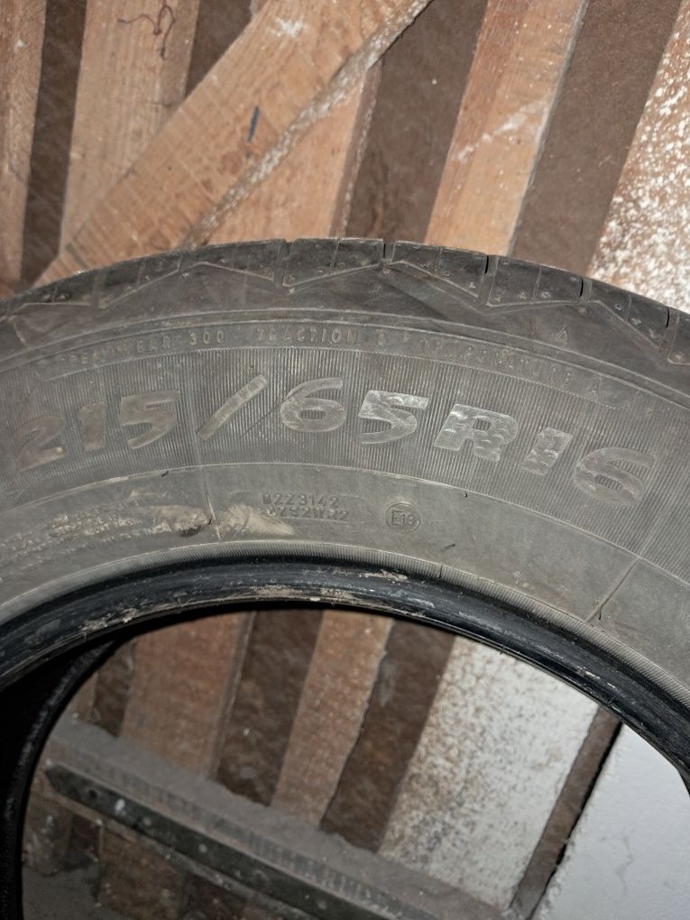 Opony letnie 215/65R16  Dębica 4szt.