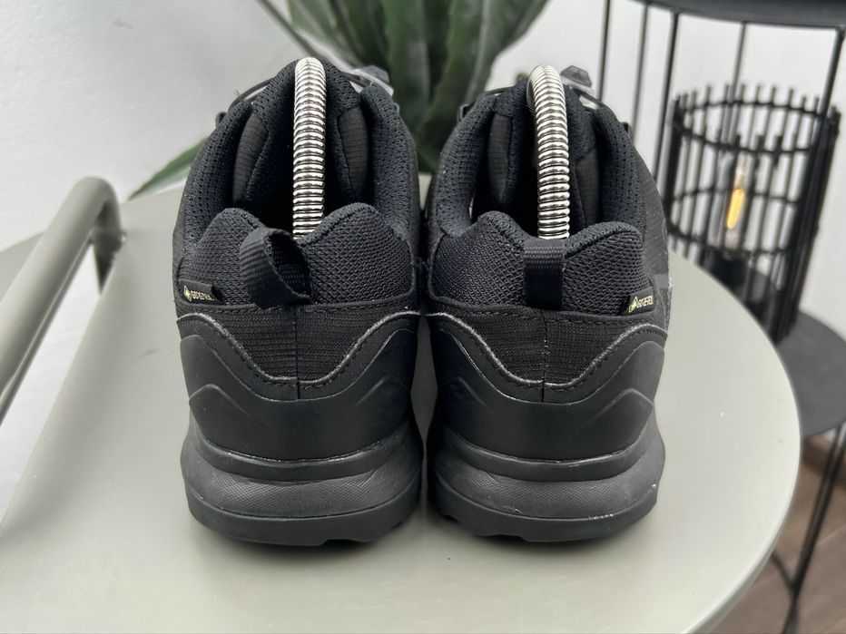 Оригінал! Кросівки Adidas Terrex Gore Tex 42.5 розмір М06023