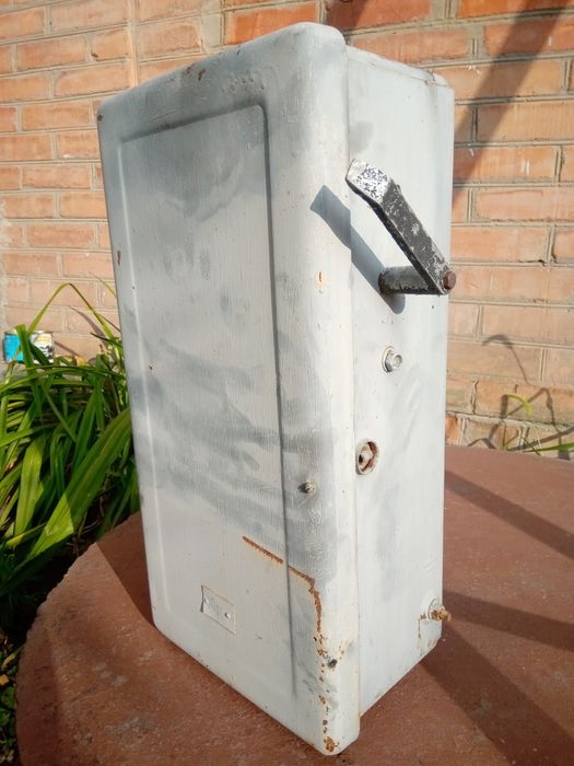 Продам рубильник