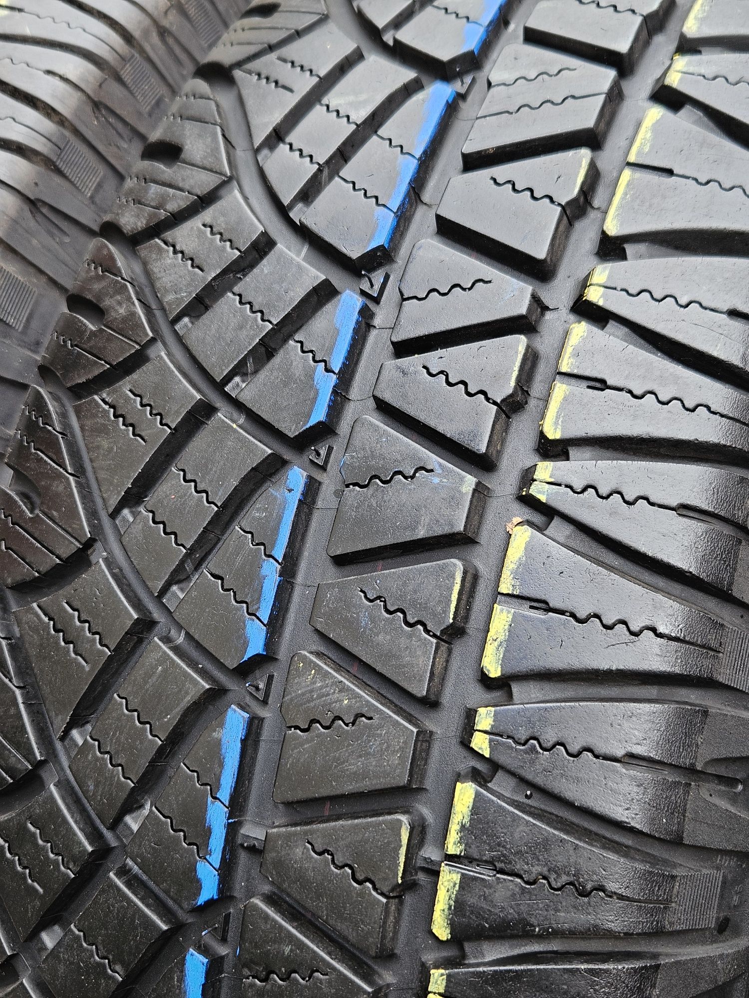 Шины БУ 265 70 R 16 Michelin latitude cross комплект всесезон