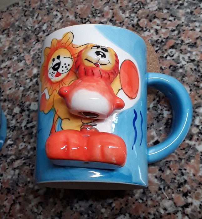 Caneca e malga do Leão