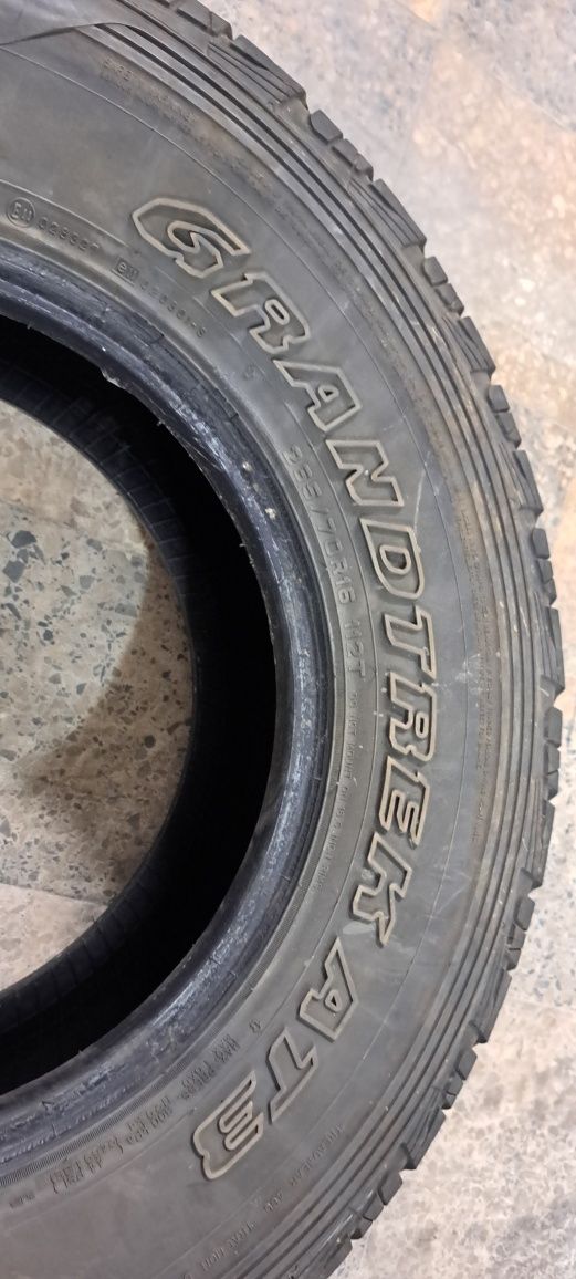 265/70R16 Dunlop Grandtreck AT3