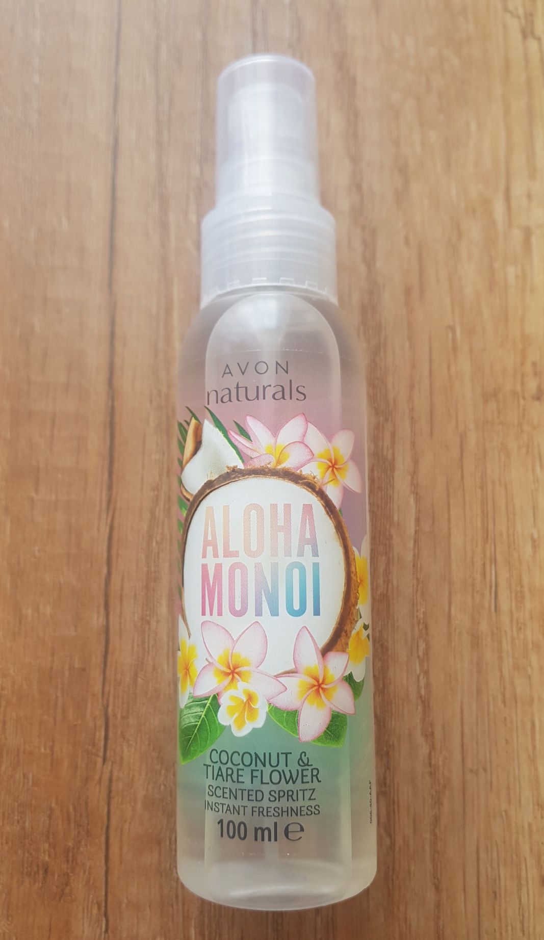 Avon Naturals mgiełka do ciała kokos i kwiat Tahiti Tiare