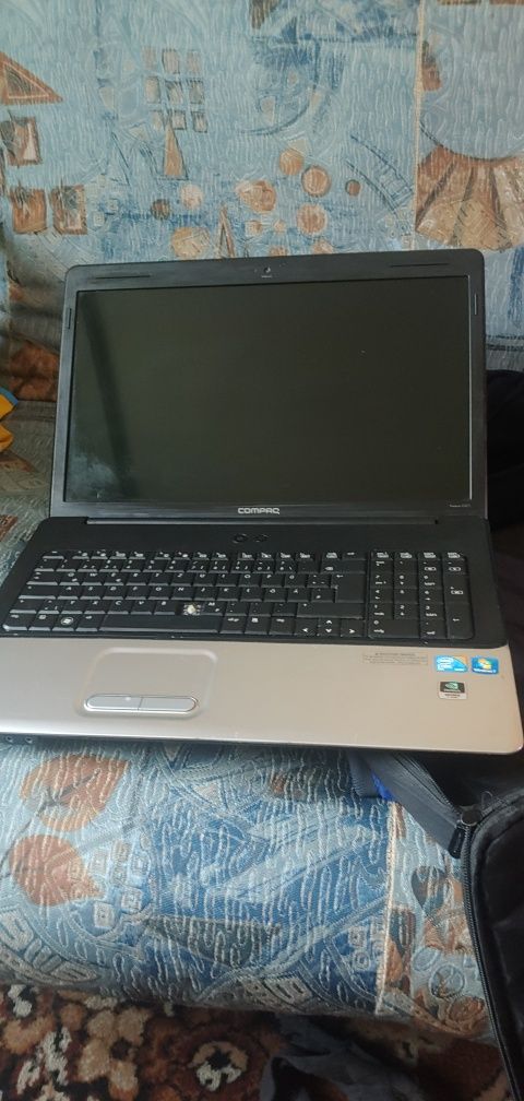 HP Compaq presarioCQ71-411