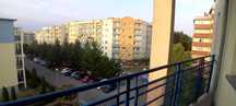 Umeblowana kawalerka os. Batorego, balkon