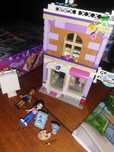 Lego Friends atelier Emmy 41365 klocki Andrea domek