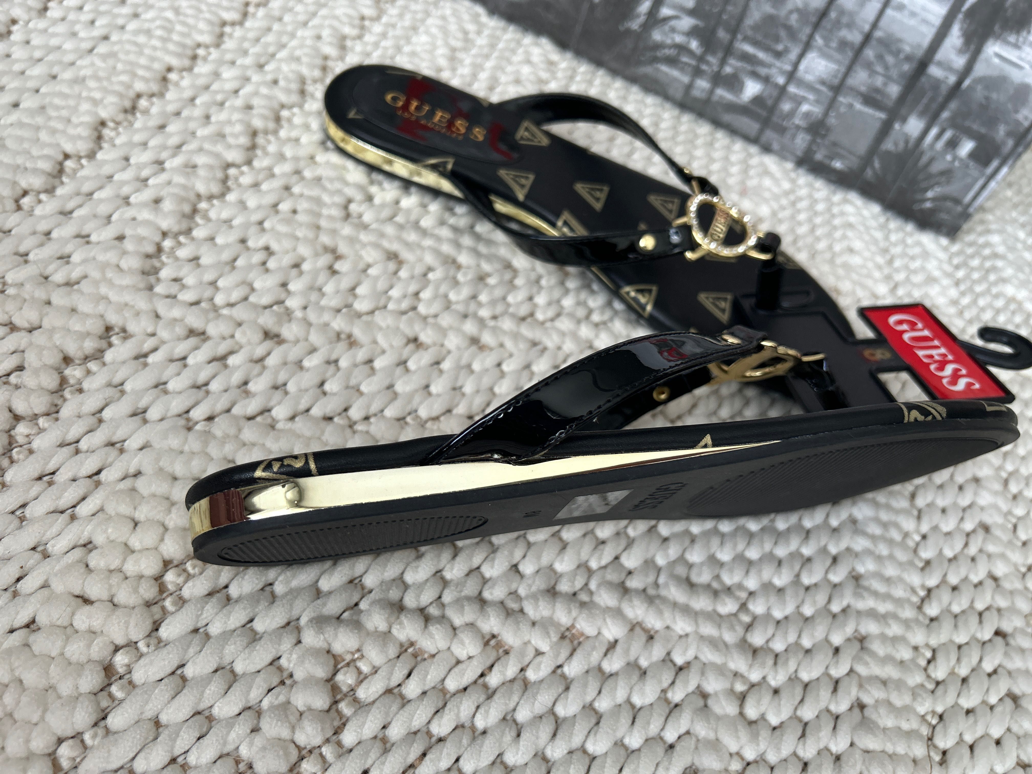 Guess klapki rozmiar 38