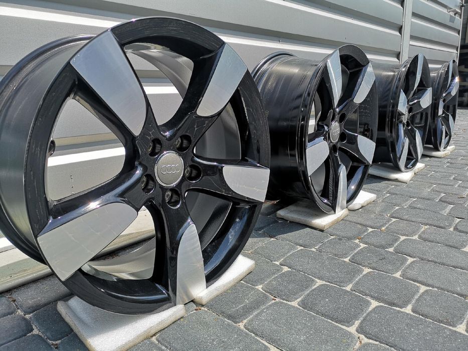NOWE Oryginalne Felgi Audi 19 A3 A4 A6 A8 Q3 Q5 TT