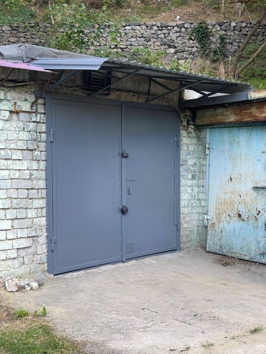 Здам гараж район зелене господарство