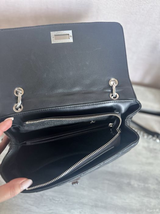 Трендова шкіряна сумка