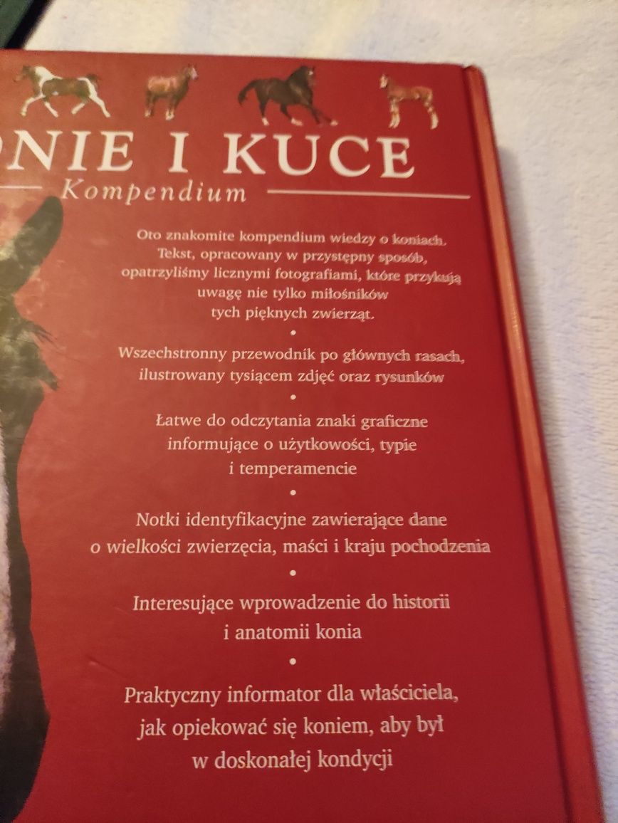 Konie i kuce twarda oprawa kompendium