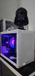 Przenośny PC gamingowy z RTX 4060 + monitor i peryferia