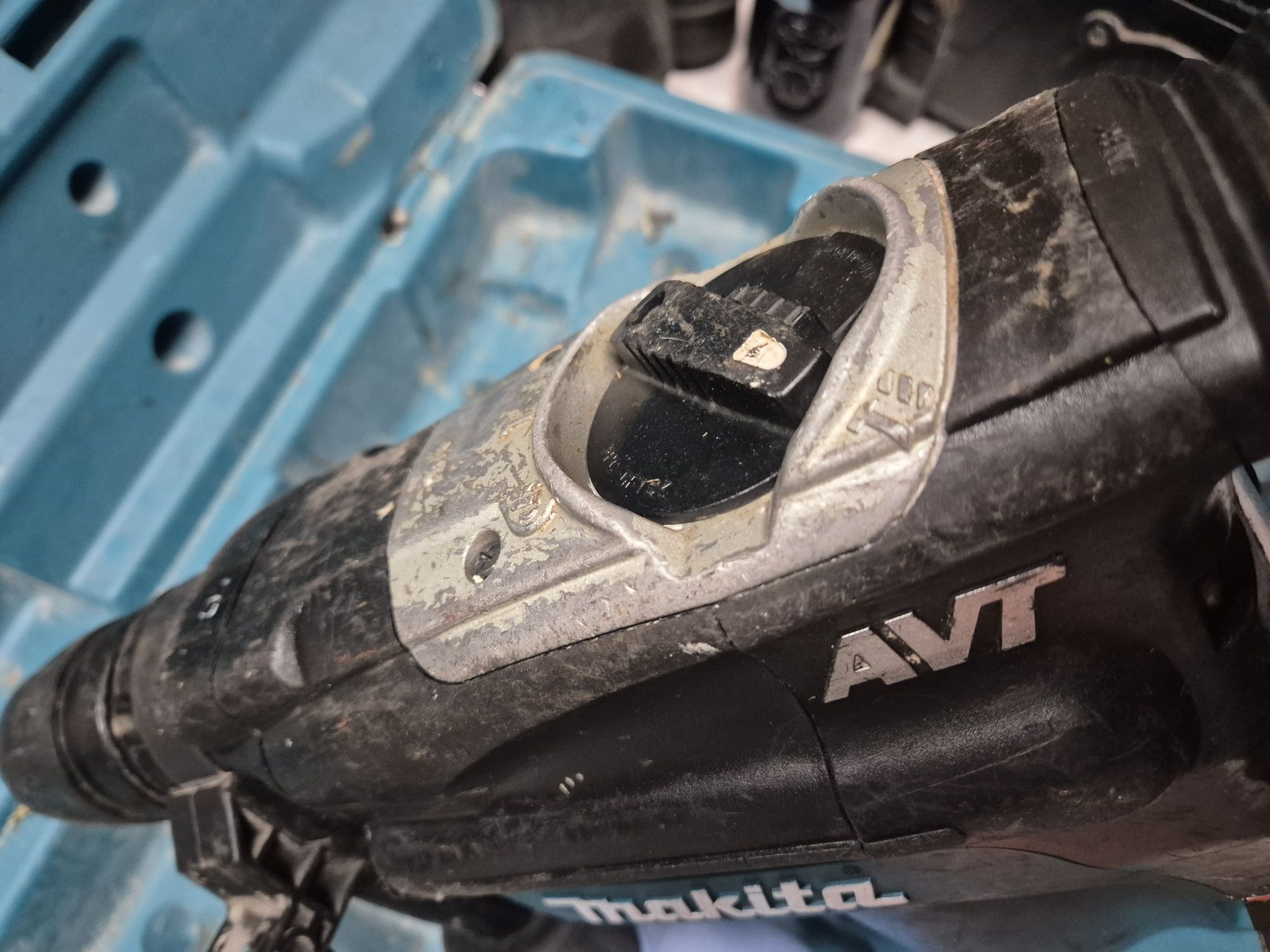 Hr4011c Makita młotowiertarka mlot udarowo obrotowy