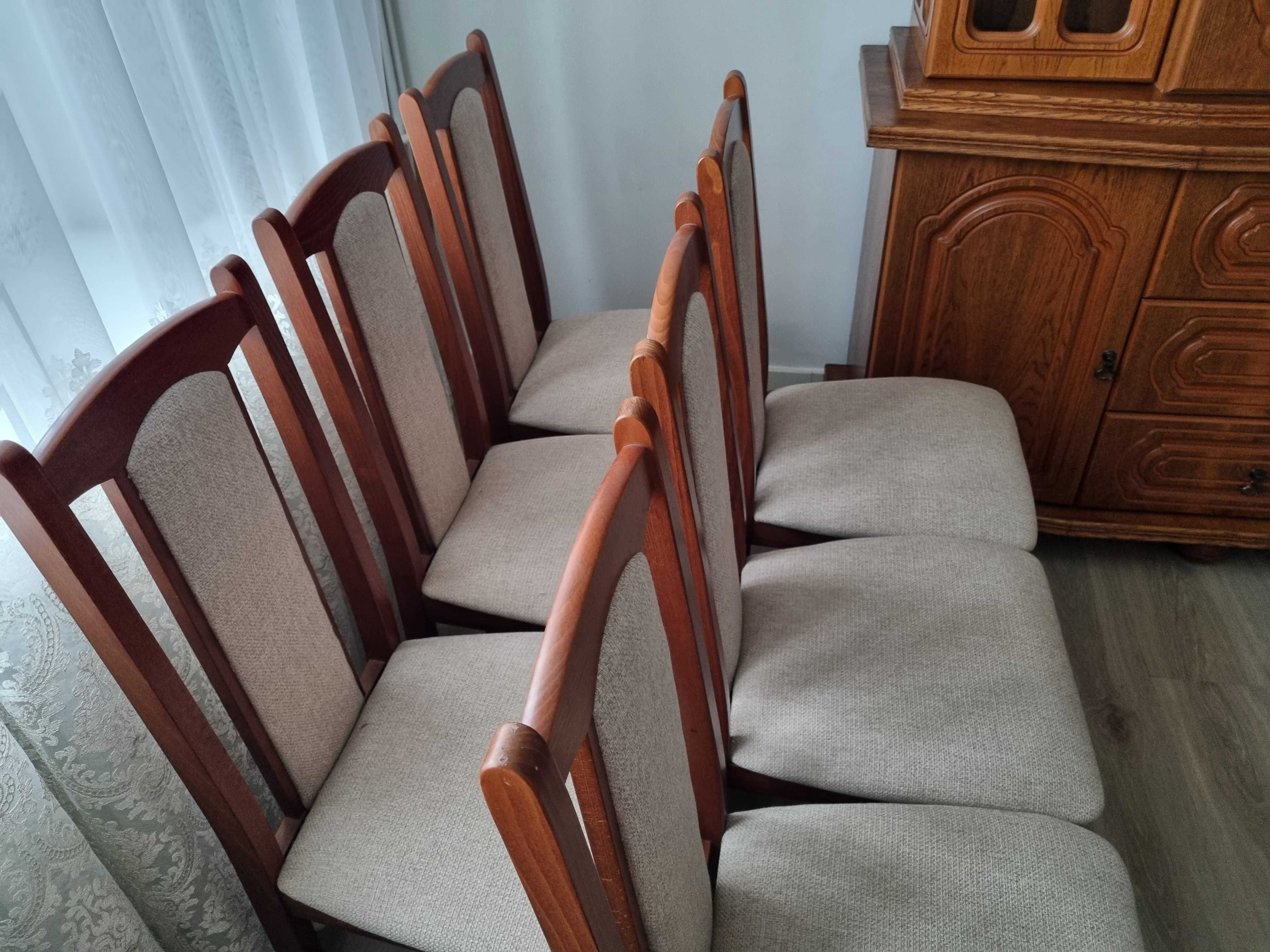 Stół rozkładany w zestawie z 6 krzesłami