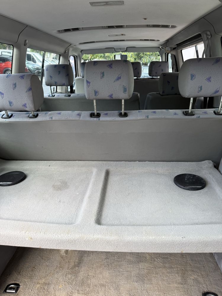 Volkswagen Caravelle 2.4