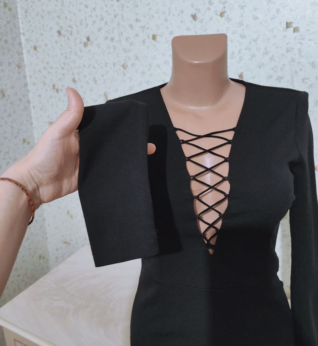 Продам чёрное платье для девочки подростка р 158