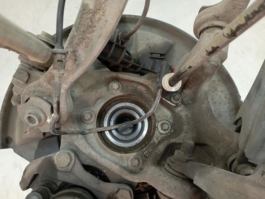 Manga de eixo trás esquerda MERCEDES-BENZ Classe E (W212)