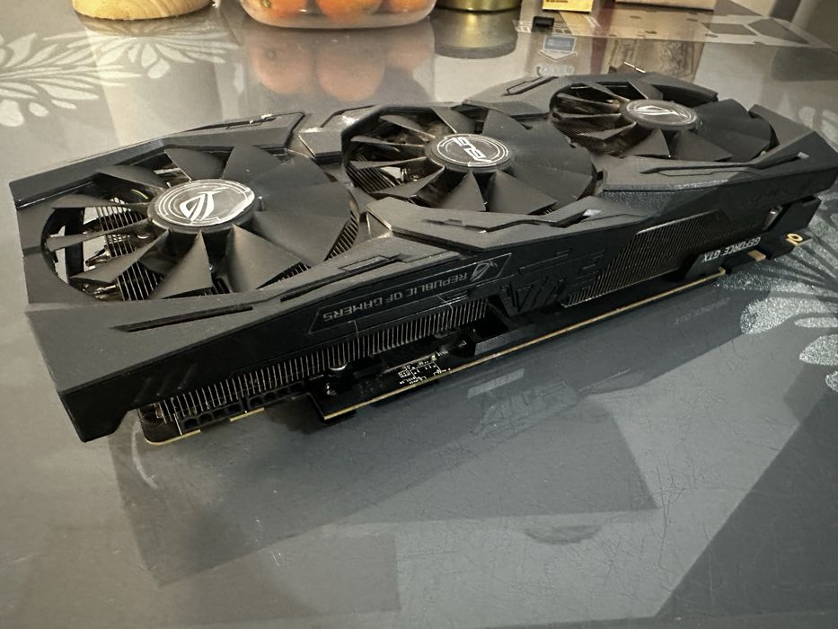 ASUS Rog Strix GeForce GTX 1080Ti 11Gb GDDR5X