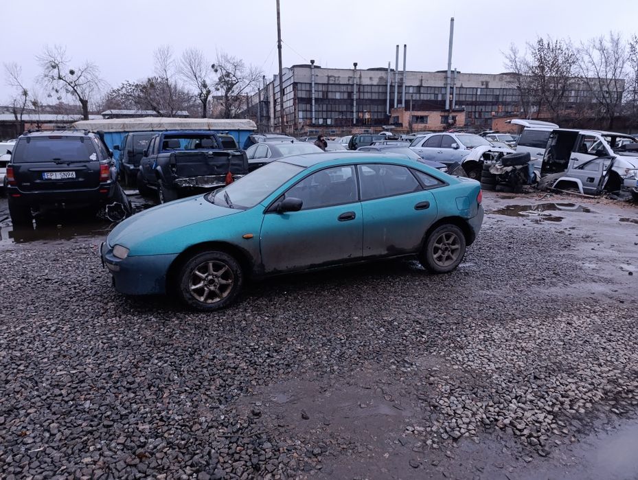 Mazda 323 F 1.5 бенз