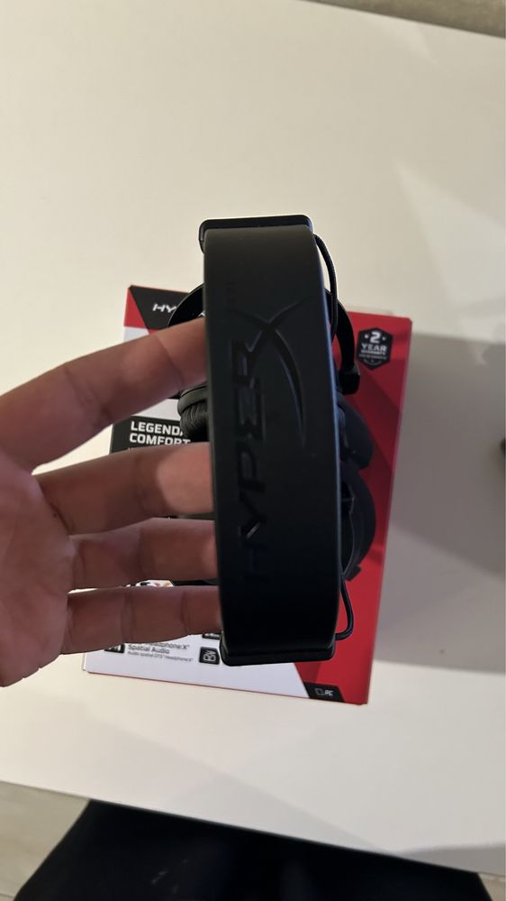 Продам ігрові навушники HyperX Cloud II Core Wireless