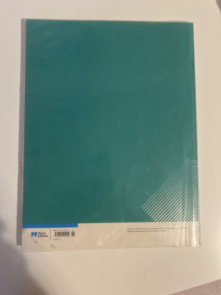 Livro de exercicios de geometria descritiva