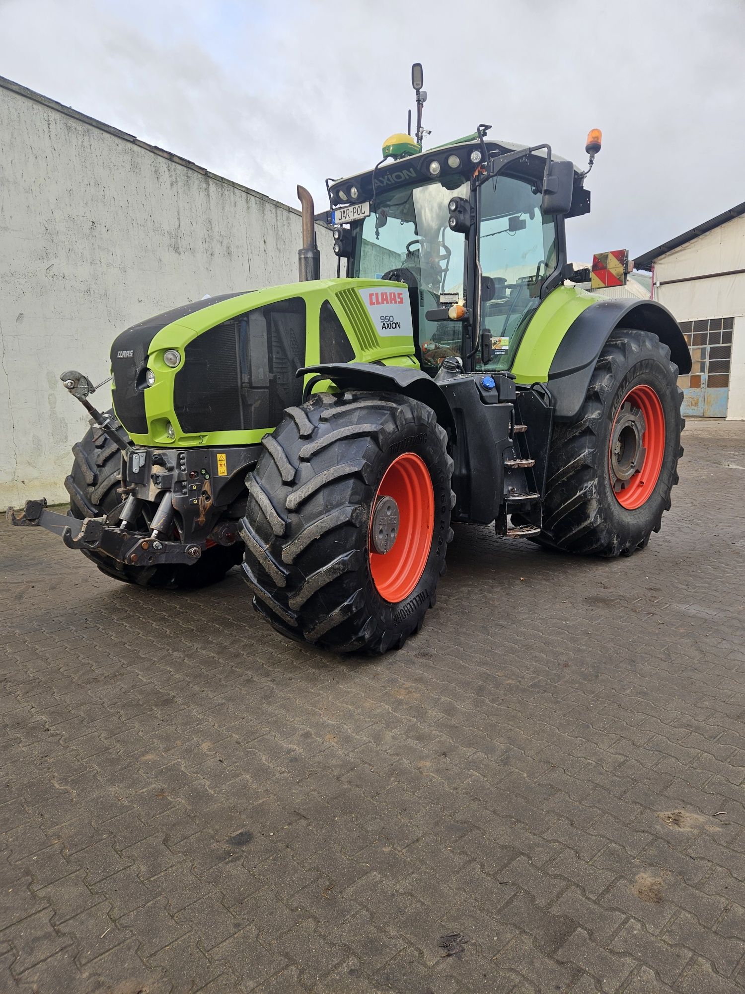 Claas  axion 950