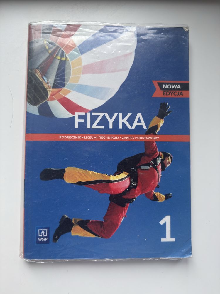 Podrecznik Fizyka WSiP klasa 1