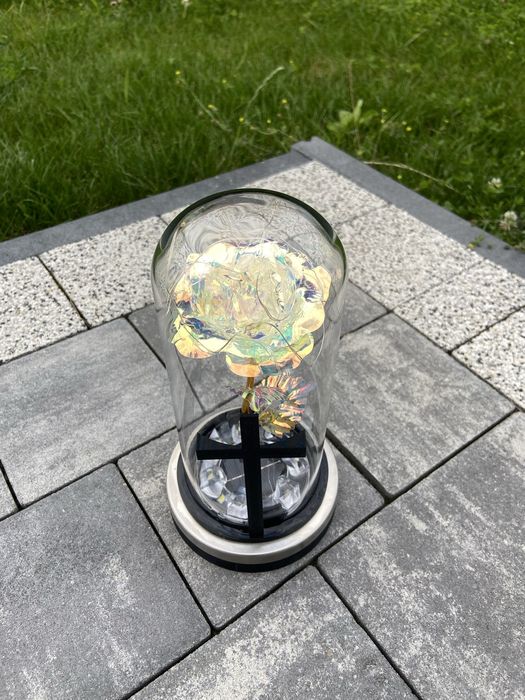 Znicz Solarny Wieczna Róża Pamięci