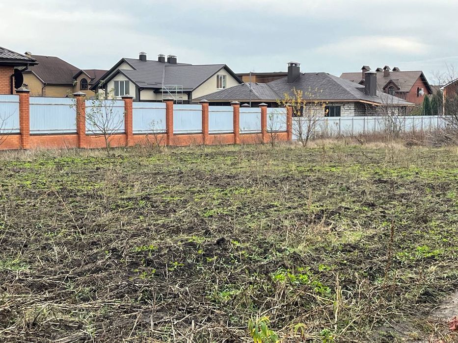 Ділянка землі 12 соток під забудову і ведення господарства