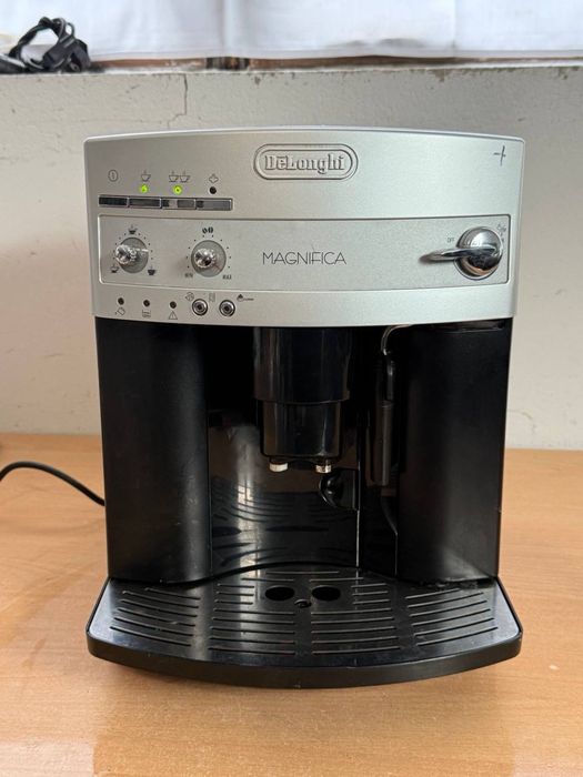 Кавомашина DeLonghi Magnifica ESAM 3100.SB