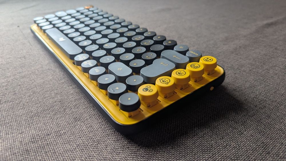 Klawiatura mechaniczna bezprzewodowa Logitech Pop Keys - stan wzorowy