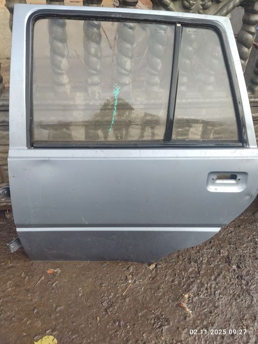 Продам дверь славута