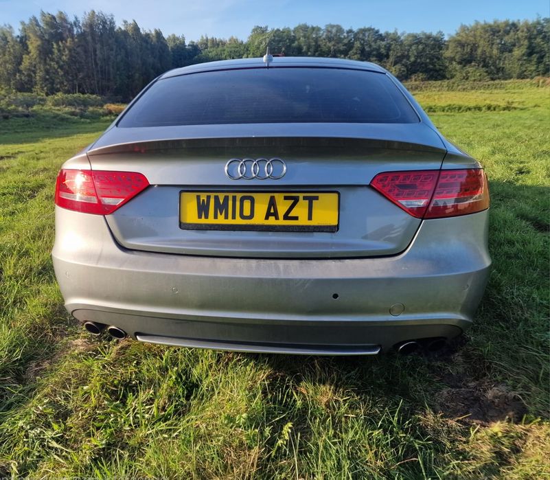 Audi s5 3.0 benzyna Cgwc lakier LY7G Anglik