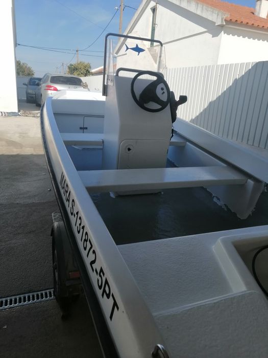 Barco de pesca 4.90mt